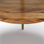 Table d'appoint ronde Fleetwood en marbre et bois Blanc/Naturel - WyndenHall