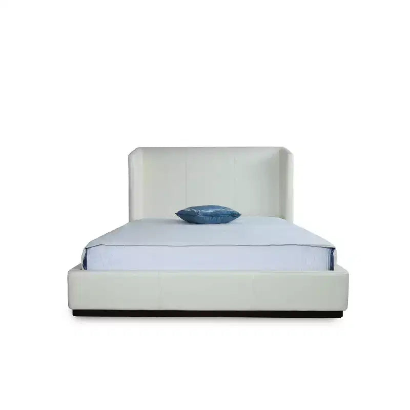 Lit rembourré Queen Lenyx de Manhattan Comfort, couleur crème : Similicuir, plateforme, aucun sommier tapissier requis