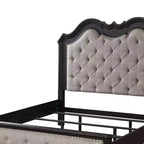 Lit California King de 82,5 pouces Chemsford en tissu beige, finition noir antique – Acme Furniture : Design traditionnel capitonné