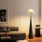 Lampadaire contemporain en métal conique avec abat-jour en tissu