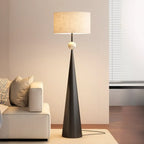 Lampadaire contemporain en métal conique avec abat-jour en tissu