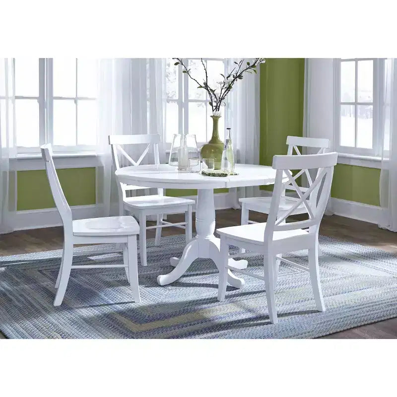 Table à manger extensible ronde 36 International Concepts avec ensemble de 4 chaises à dossier en X