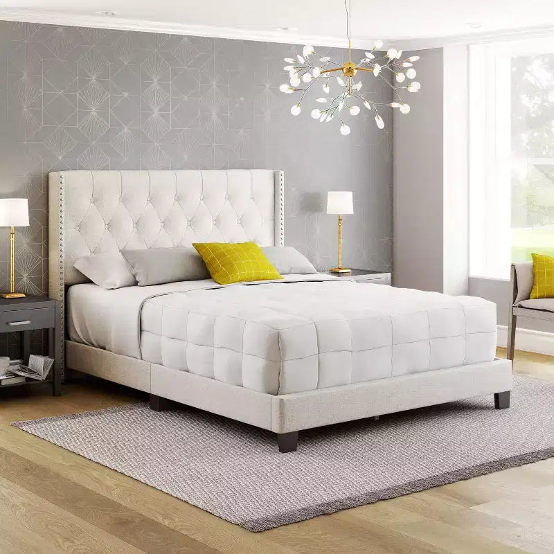 Lit plateforme capitonné en lin Maya Wingback avec clous décoratifs - Eco Dream