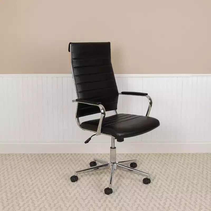Fauteuil de bureau pivotant exécutif à dossier haut Emma et Oliver en similicuir nervuré – Chaise de bureau