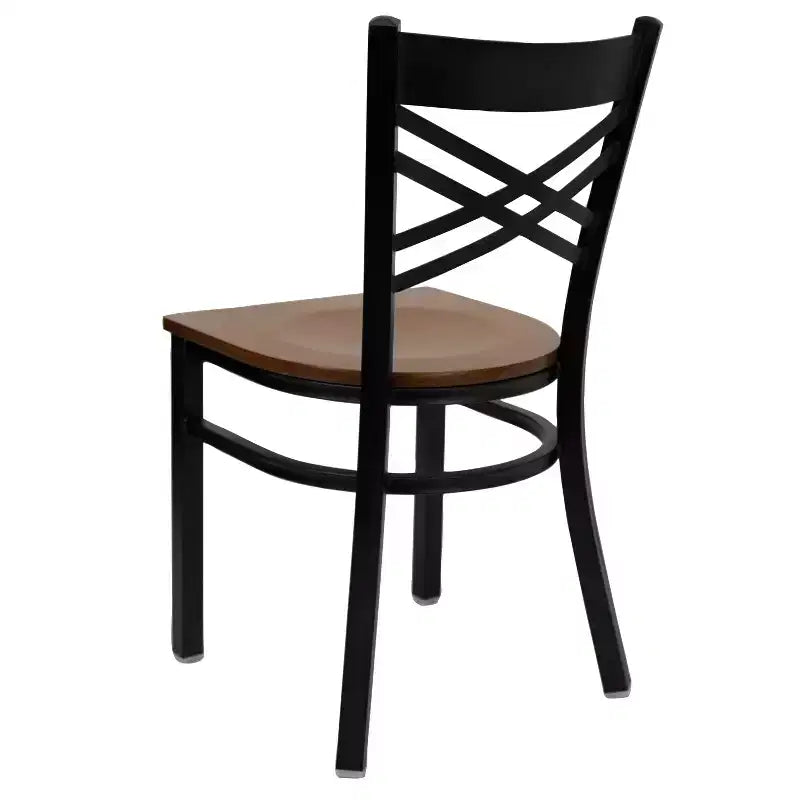 Chaise de salle à manger de restaurant en métal à dossier en X Emma et Oliver Black