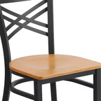 Chaise de salle à manger de restaurant en métal à dossier en X Emma et Oliver Black
