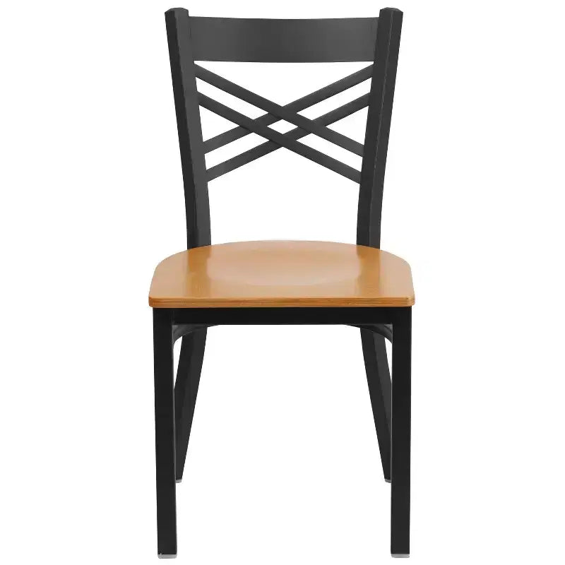 Chaise de salle à manger de restaurant en métal à dossier en X Emma et Oliver Black