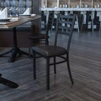 Chaise de salle à manger en métal à dossier échelle Emma et Oliver Black pour restaurant
