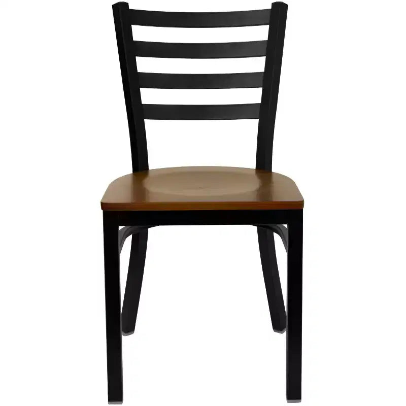 Chaise de salle à manger en métal à dossier échelle Emma et Oliver Black pour restaurant