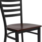 Chaise de salle à manger en métal à dossier échelle Emma et Oliver Black pour restaurant