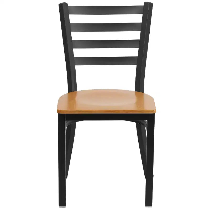 Chaise de salle à manger en métal à dossier échelle Emma et Oliver Black pour restaurant