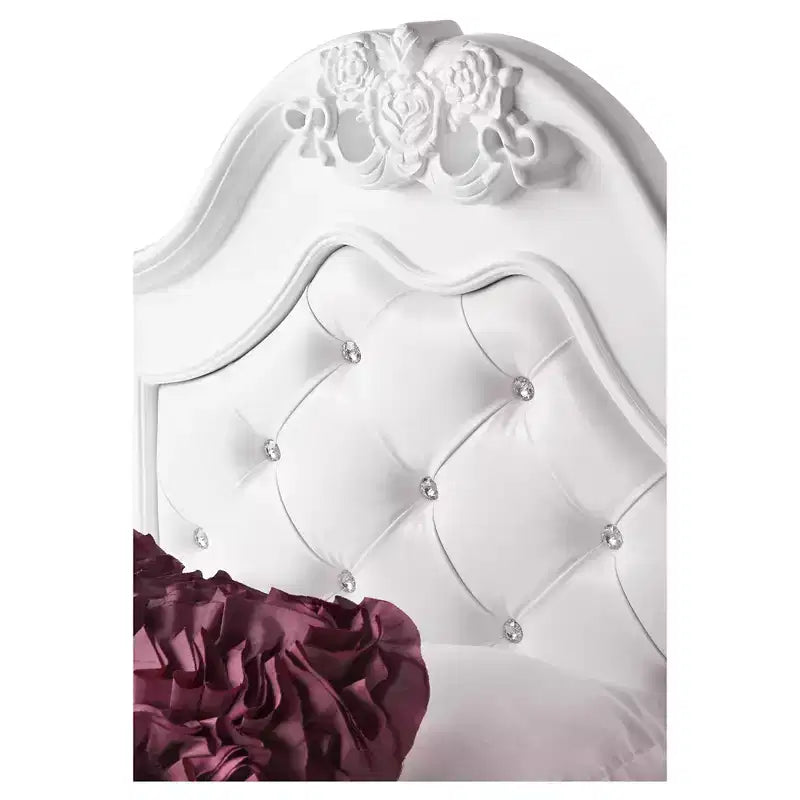 Lit Annie Blanc - Picket House Furnishings
