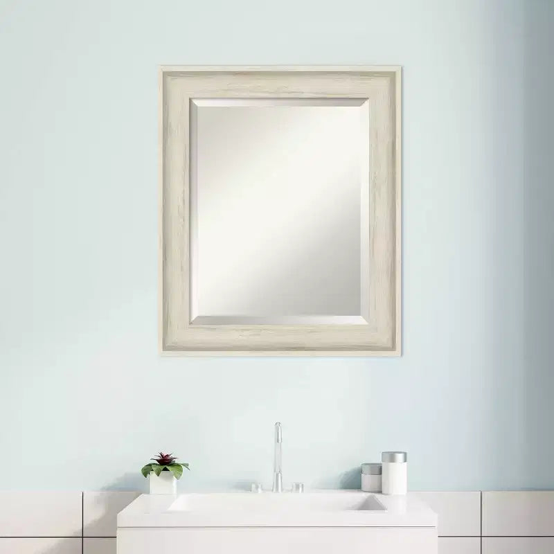 Miroir mural de salle de bain encadré Regal Bouleau Crème - Amanti Art