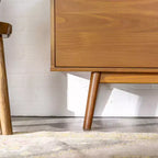 Meuble TV moderne du milieu du siècle en bois massif pour TV jusqu'à 65 po – Saracina Home
