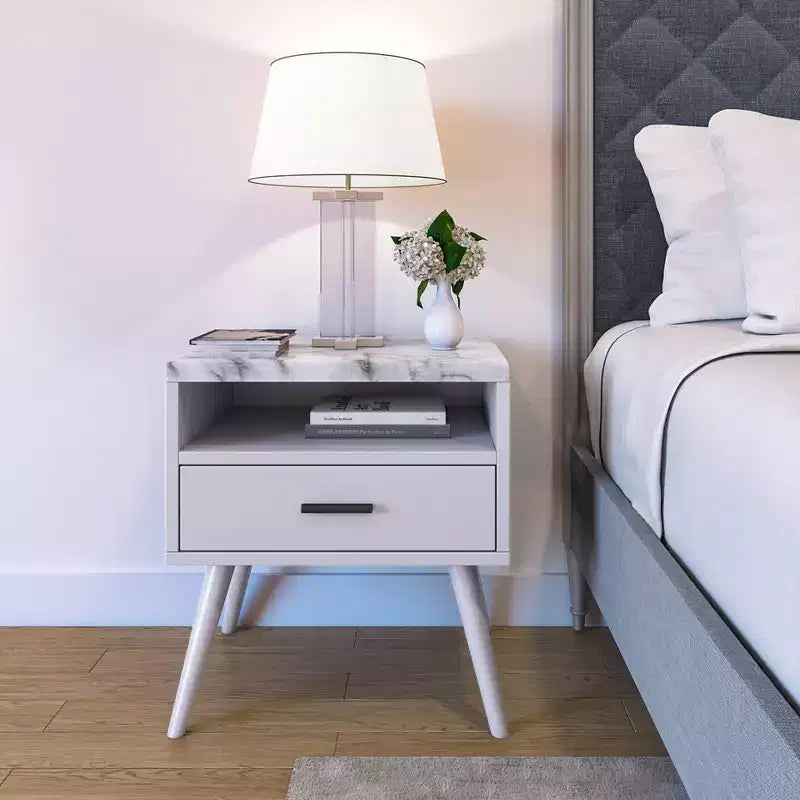 Table de chevet Maddox Mid-Century Modern avec plateau en marbre - Eco Dream