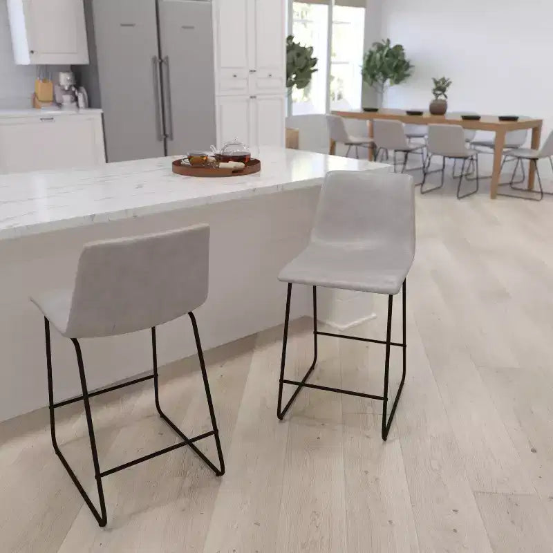 Tabourets de bar Merrick Lane de 61 cm de hauteur avec siège baquet en similicuir, lot de 2