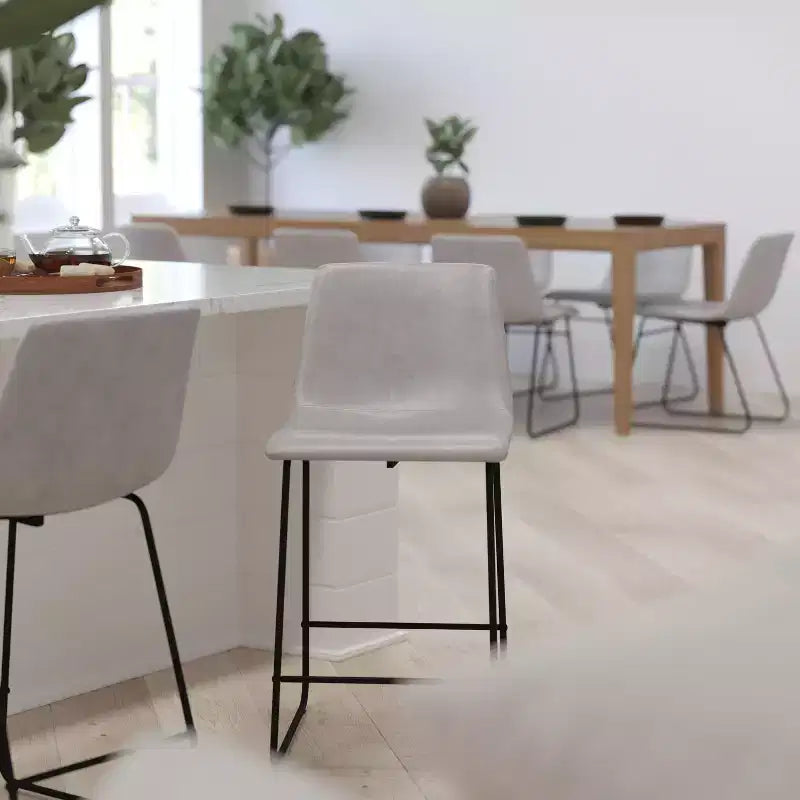 Tabourets de bar Merrick Lane de 61 cm de hauteur avec siège baquet en similicuir, lot de 2