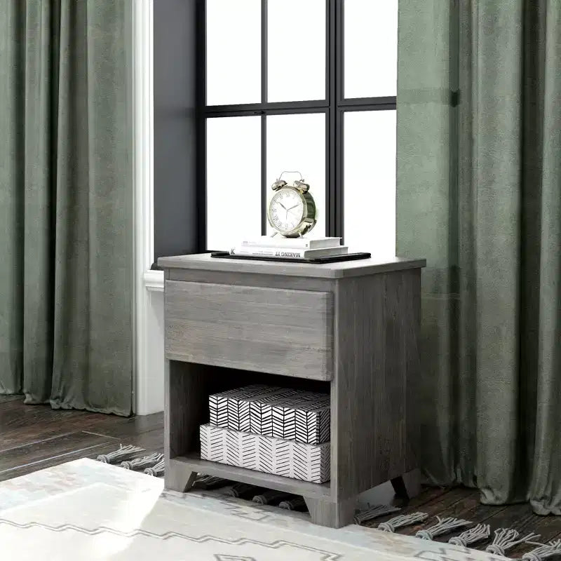Max & Lily Nightstand, Solid Wood Bedside Side Tables with Storage Drawer for Bedroom