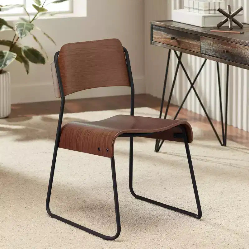 Chaise 55 Downing Street Mael moderne en bois courbé et en acier