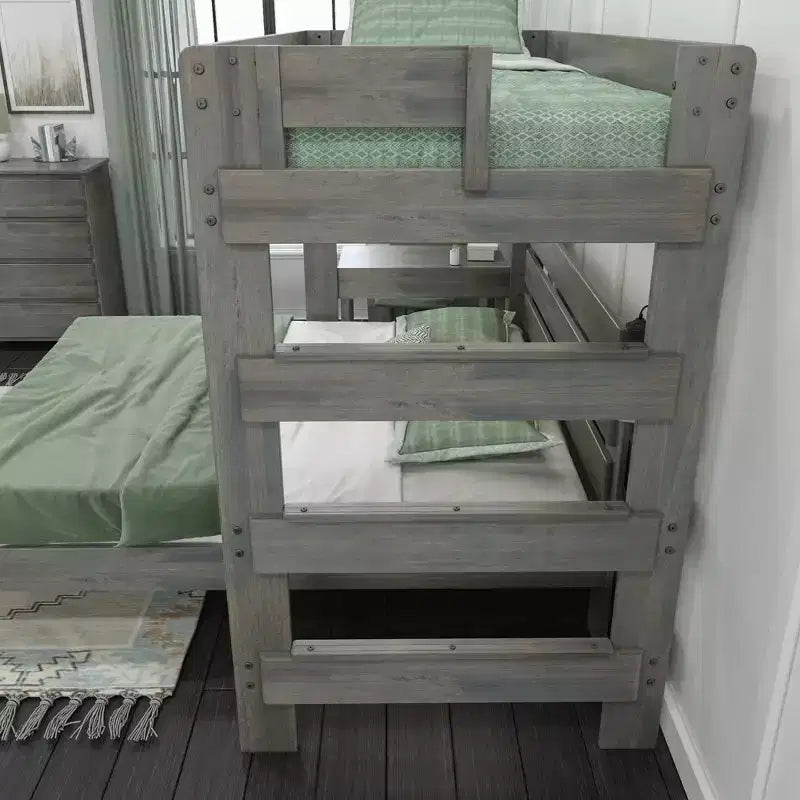 Lit superposé en L Max & Lily Farmhouse, format double au-dessus de grand, avec bureau