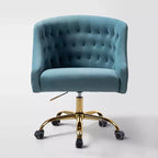 Chaise de bureau pivotante à hauteur réglable en velours Anika avec dossier capitonné et base dorée | Karat Home
