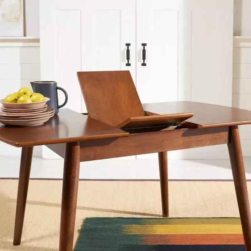 Table à manger extensible Varda - DTB1402A - Noyer - Safavieh