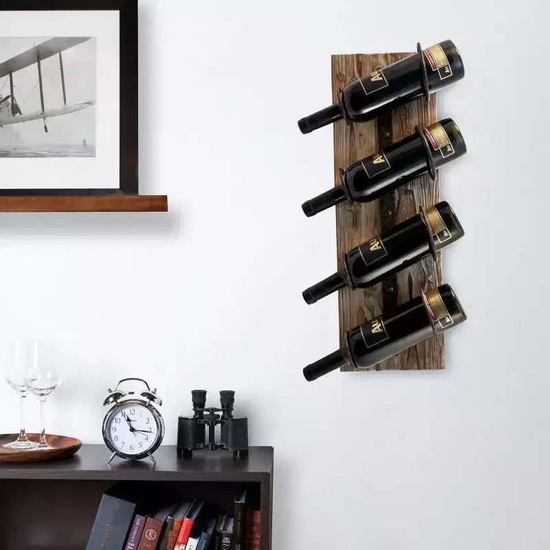 Range-bouteilles mural pour 4 bouteilles de vin Twine, casier à vin rustique de ferme en fer, en métal et en bois, rangement à vin, décoration de bar, cadeaux de pendaison de crémaillère pour hommes, 8 x 23,75