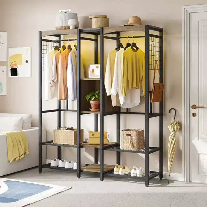 Meuble de rangement Bestier en métal autoportant pour armoire avec étagère supérieure en bois et lumières à changement de couleur intégrées avec 7 couleurs et 20 modes dynamiques, chêne