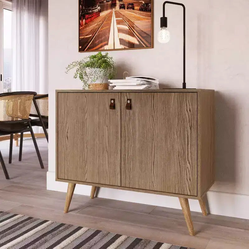 Meuble avec poignées en faux cuir accent ambre - Manhattan Comfort