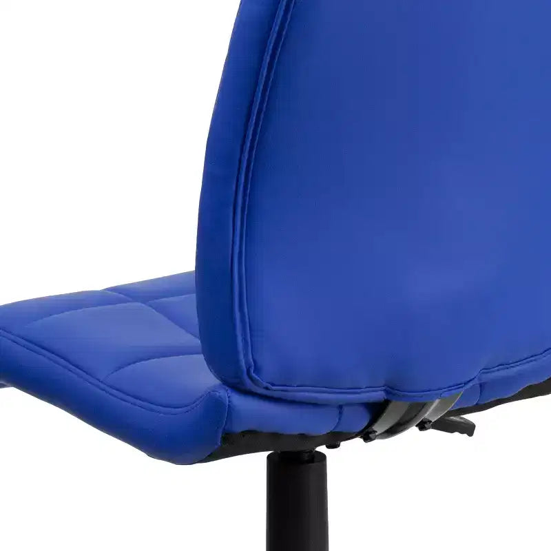 Chaise de bureau pivotante Emma et Oliver en vinyle matelassé à dossier mi-hauteur