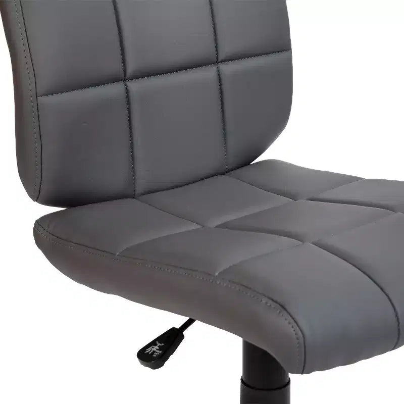 Chaise de bureau pivotante Emma et Oliver en vinyle matelassé à dossier mi-hauteur
