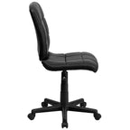 Chaise de bureau pivotante Emma et Oliver en vinyle matelassé à dossier mi-hauteur