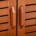 HOMCOM Banc à chaussures avec placards de rangement, banc d'entrée en bambou avec coussin d'assise, 3 portes et compartiment caché pour le couloir, Cerise foncée