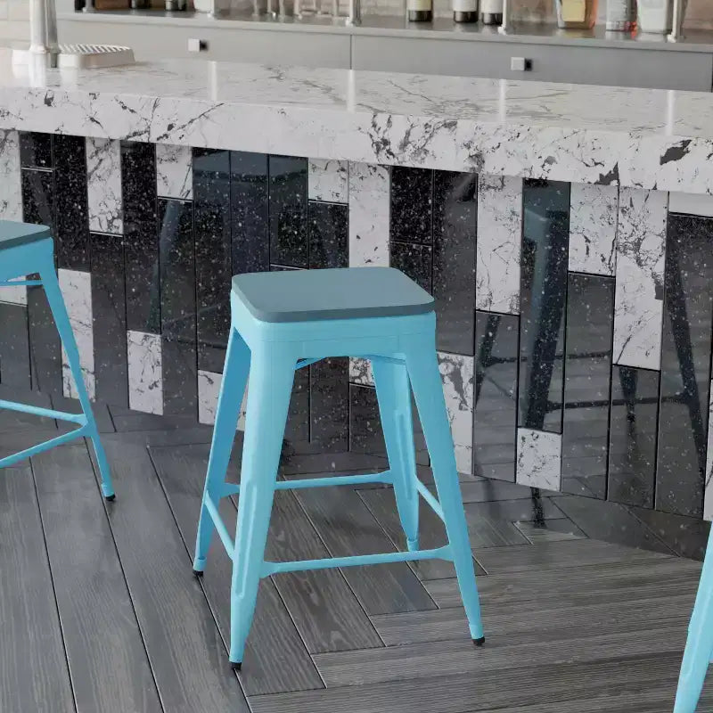 Flash Furniture Cierra, ensemble de 4 tabourets de bar en métal sans dossier de 61 cm de hauteur, de qualité commerciale, pour l'intérieur, avec sièges en résine polyvalente tout temps