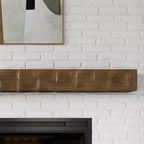 Étagère de cheminée flottante Bodie Country Living avec accents rustiques en bois de récupération