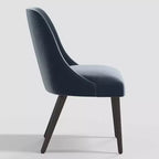 Chaise de salle à manger moderne Geller en velours brillant Mystère – Threshold