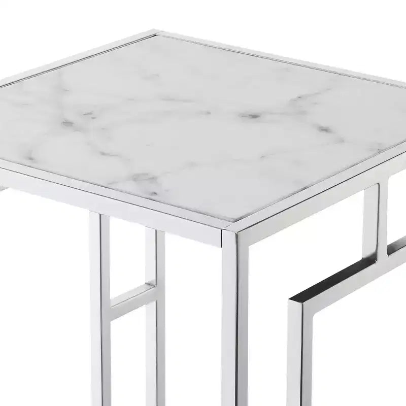 Table d'appoint chromée avec étagère Town Square - Breighton Home