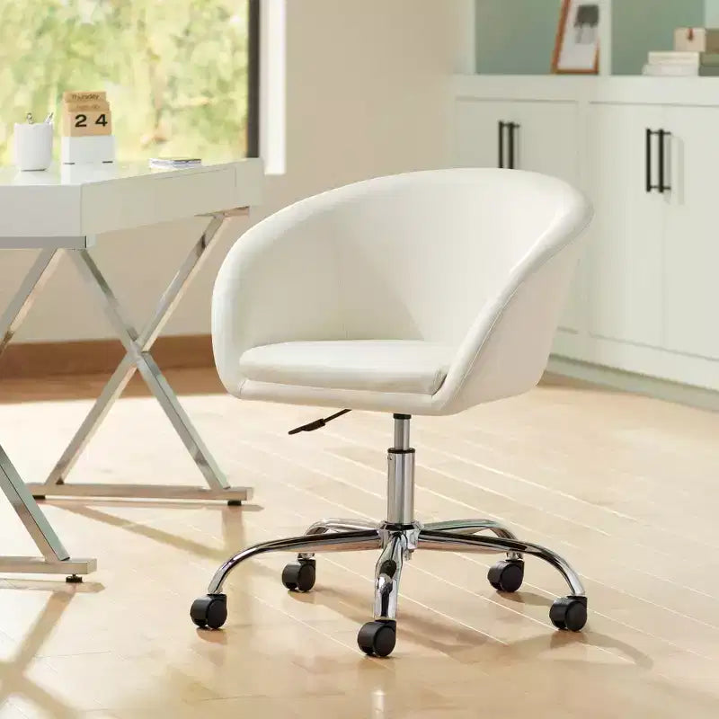 Fauteuil de bureau réglable en similicuir crème Nash 55 Downing Street