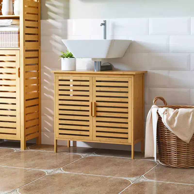 Meuble sous-lavabo en bambou kleankin avec 2 portes à lattes, meuble de lavabo de salle de bain autoportant, économiseur d'espace, organisateur de salle de bain, naturel