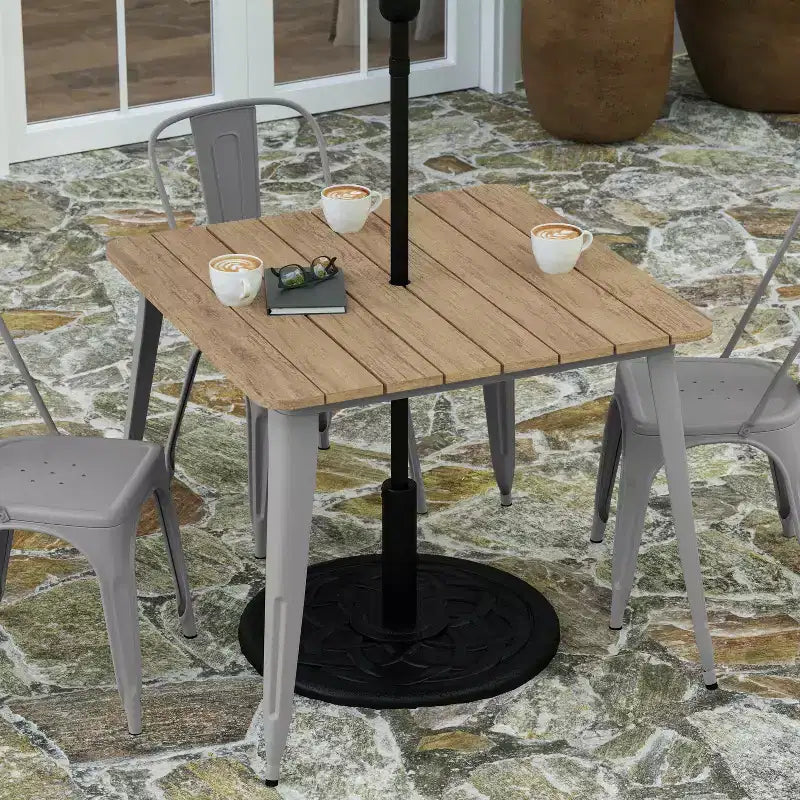 Table à manger Merrick Lane intérieure/extérieure avec trou pour parasol, plateau carré de 36 po en poly-résine toutes saisons et base en acier