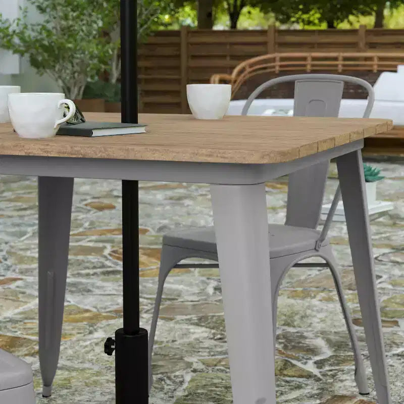 Table à manger Merrick Lane intérieure/extérieure avec trou pour parasol, plateau carré de 36 po en poly-résine toutes saisons et base en acier