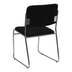 Lot de 5 chaises empilables haute densité Emma et Oliver avec piètement luge, capacité 227 kg