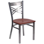 Chaise de restaurant en métal à dossier en X, recouverte d'un revêtement transparent, lot de 2, par Emma et Oliver