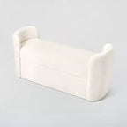 Banc arrondi Springdell – Threshold conçu avec Studio McGee
