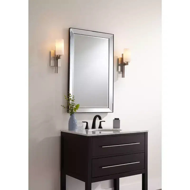 Miroir Mural Rectangulaire Uttermost Verne avec Bordure Noir Mat 24 x 38