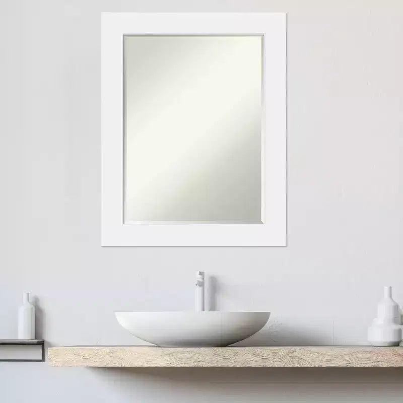 Miroir mural de salle de bain en bois biseauté Corvino Petite Amanti Art