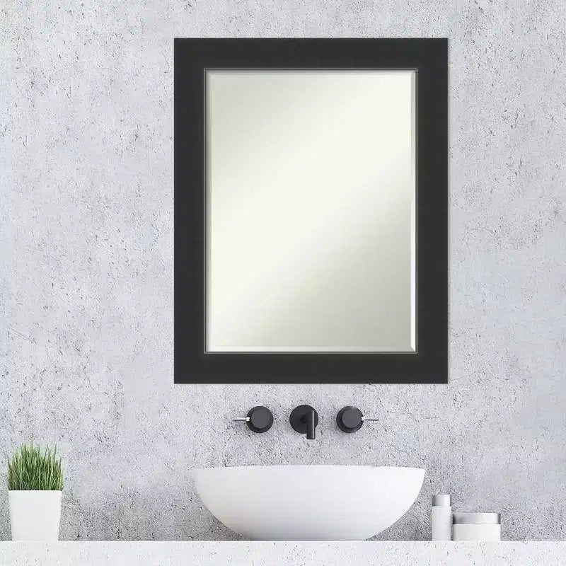 Miroir mural de salle de bain en bois biseauté Corvino Petite Amanti Art