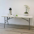 Table pliante en plastique blanc Elama de 6 pieds