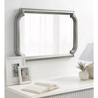 Miroir rectangulaire festonné en MDF Kate and Laurel Kinsman, 24x36, argent