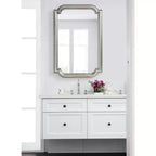 Miroir rectangulaire festonné en MDF Kate and Laurel Kinsman, 24x36, argent